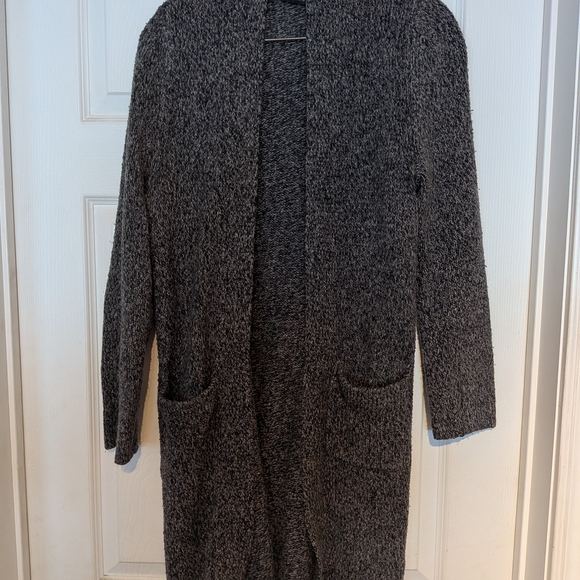 Multiple Cardigans - Picture 4 of 13